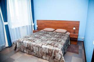 Гостиница Апрель Мамадыш Стандартный двухместный номер с 1 кроватью или 2 отдельными кроватями-3